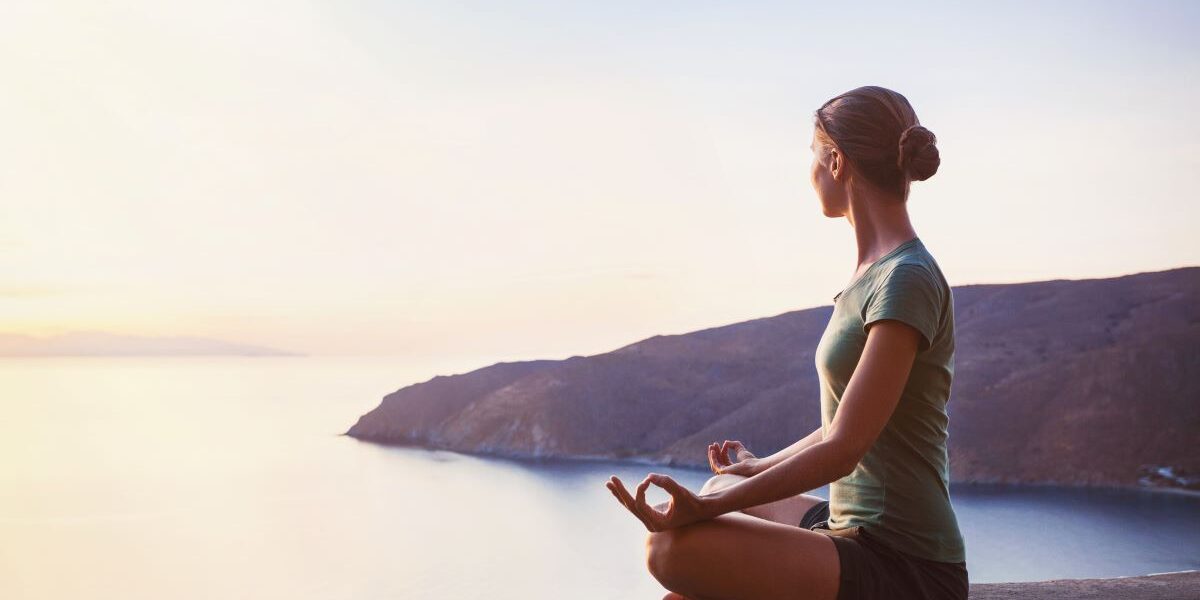 yoga_contro_lo_stress Perché lo yoga può aiutare a ridurre lo stress